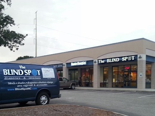 Hunter Douglas Dealer Image